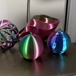 Rouge bleu vert - Satiné tricolore // Filament PLA, 1kg photo review